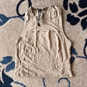 tan lululemon tank top